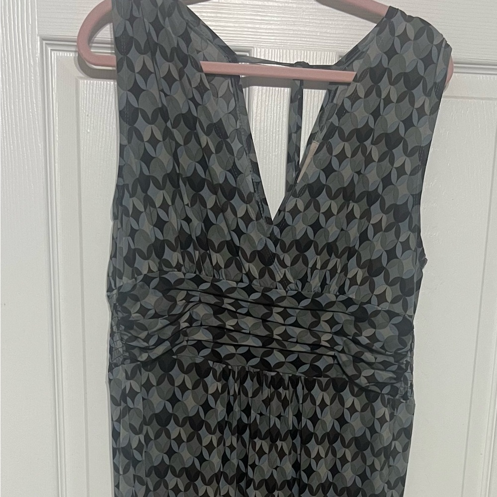 Chic Black and Gray Geometric Maxi Dress